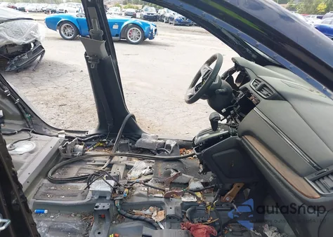 2022 Honda Cr-V Awd Ex-L z USA, uszkodzony, nr VIN 2HKRW2H89NH600456